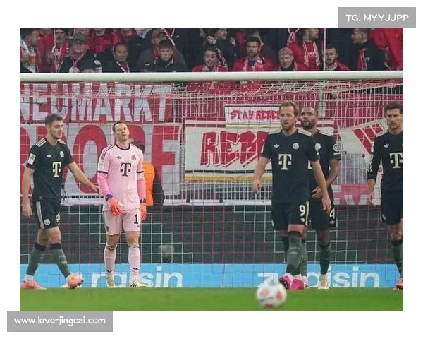 卡尔助攻奥利塞破门，拜仁青训双子星闪耀安联