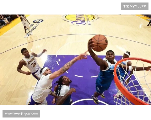 VAR缺席下的争议判罚：狼队绝平球是否应被吹罚犯规在先？